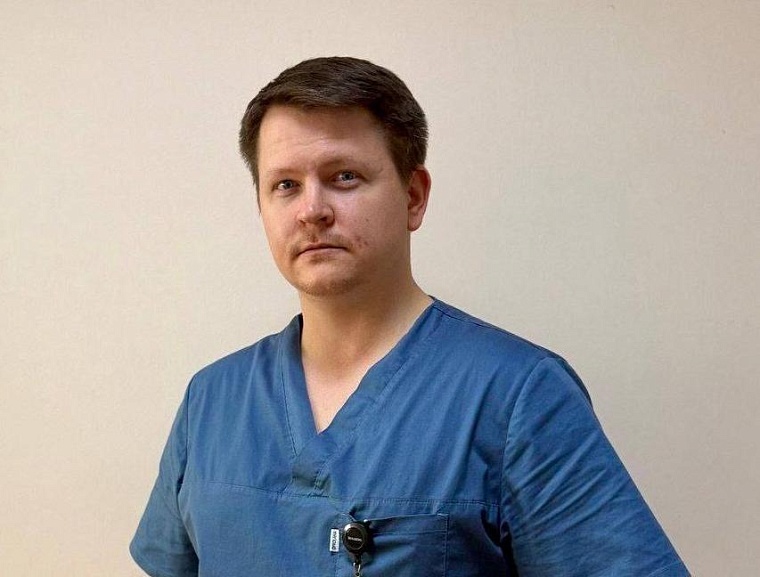 В Тюмени врачи удалили девочке шестой палец на руке