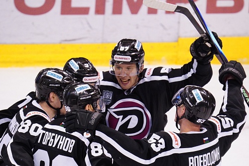 Тюменский ХК «Рубин» одержал первую победу в плей-офф ВХЛ
