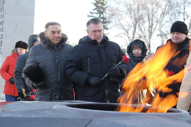 Тюменцы почтили память жителей и защитников блокадного Ленинграда