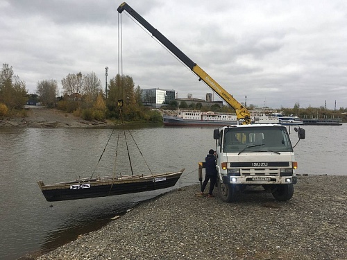 В Тюмени завершил навигацию созданный по историческим чертежам дощаник «Пескарь»