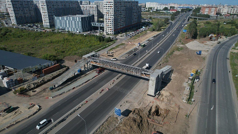 На строящейся транспортной развязке по Московскому тракту готовятся установить пролетные строения
