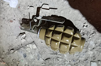 В подъезде дома в Тюмени обнаружили гранату