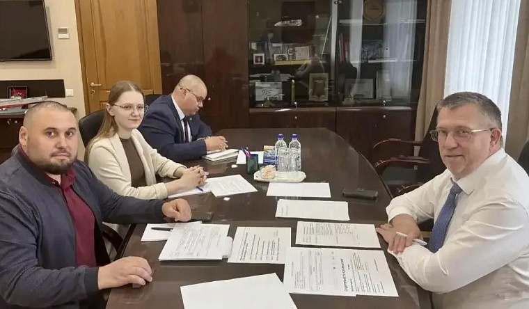 «Боевой кадровый резерв»: депутат Юрий Баранчук помогает ветерану СВО освоить гражданскую специальность