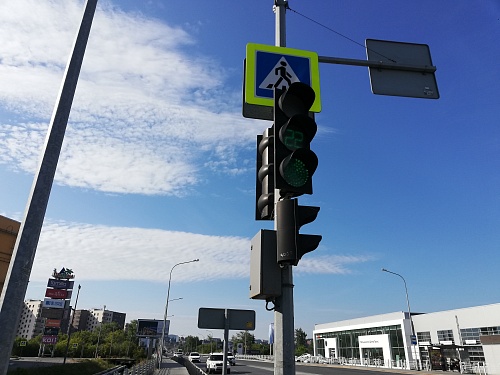 В Тюмени сегодня отключат светофоры на семи перекрестках, в том числе в центре города