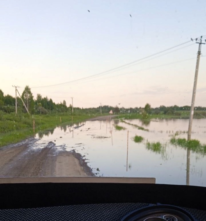 В Тюменской области из-за паводка перекрыто несколько дорог