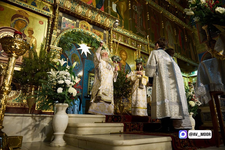 Православные в Тюменской области празднуют Рождество