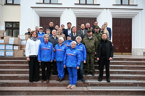 Тюменская областная дума отправила десятую партию гуманитарного груза в зону СВО