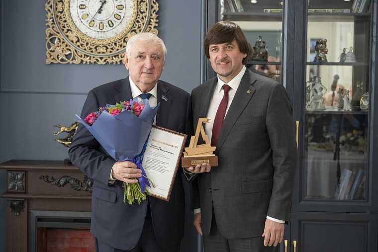 В городской думе отметили 30-летие со дня избрания первого мэра Тюмени