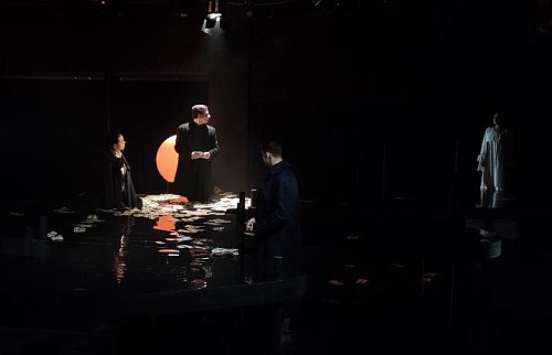 Премьера: мистику "Пиковой дамы" в Тюмени сменили на криминальный сюжет