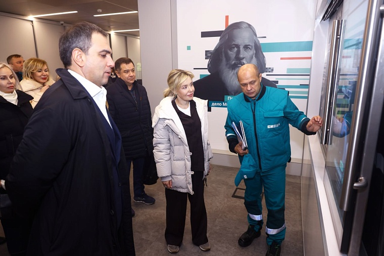 Глава Росприроднадзора Светлана Радионова посетила производственную площадку в Тобольске