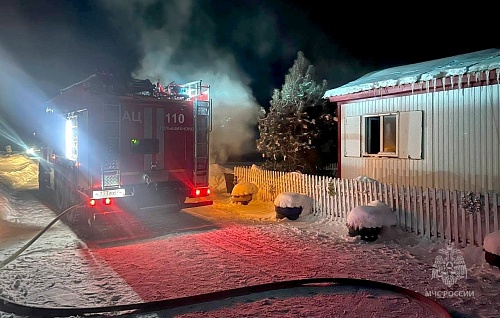 В Голышмановском округе из-за короткого замыкания произошел пожар в фельдшерско-акушерском пункте