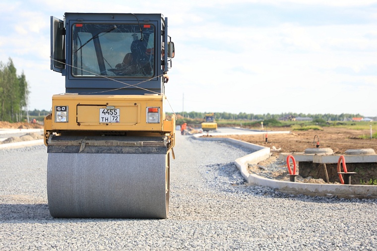 Глава Тюмени Максим Афанасьев перечислил улицы, которые отремонтируют в 2026 году