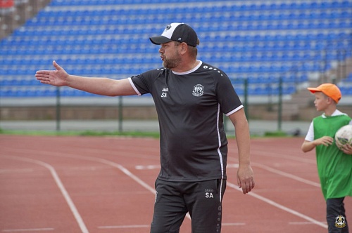 У дублеров ФК «Тюмень» полностью сменился тренерский штаб