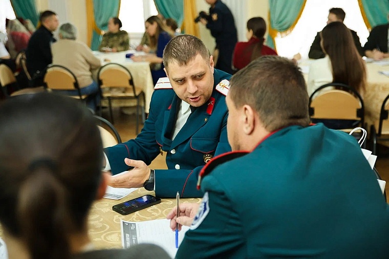 В Тюмени проверить свои знания о культурном многообразии народов России пришли 100 человек