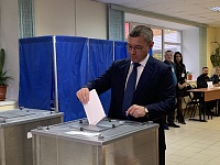 Полпред УрФО Владимир Якушев в День выборов голосовал в Тюмени
