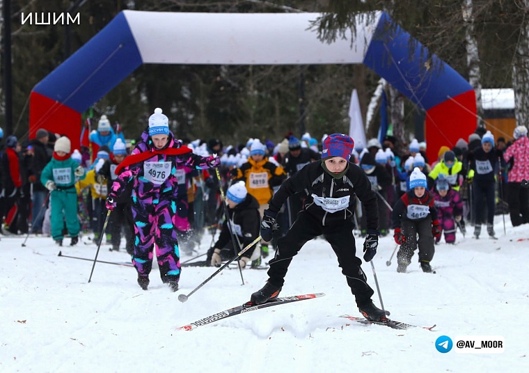 Александр Моор: Более 11 тысяч жителей Тюменской области вышли на «Лыжню России»