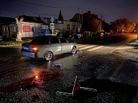 В Тюмени на перекрестке Калинина и Ставропольской насмерть сбит пешеход