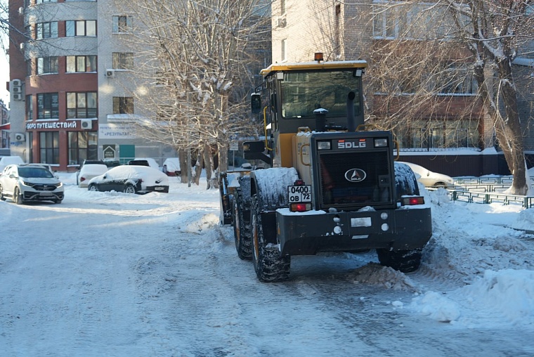 Поставили на вид: Максим Афанасьев рассказал, какие меры приняты УК по уборке дворов от снега