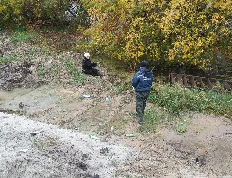 Жительница Тюмени увязла в глине по пути в поликлинику