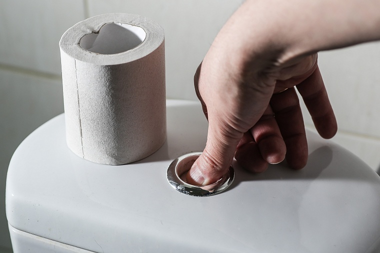 В Тюмени должникам за воду перекроют канализацию