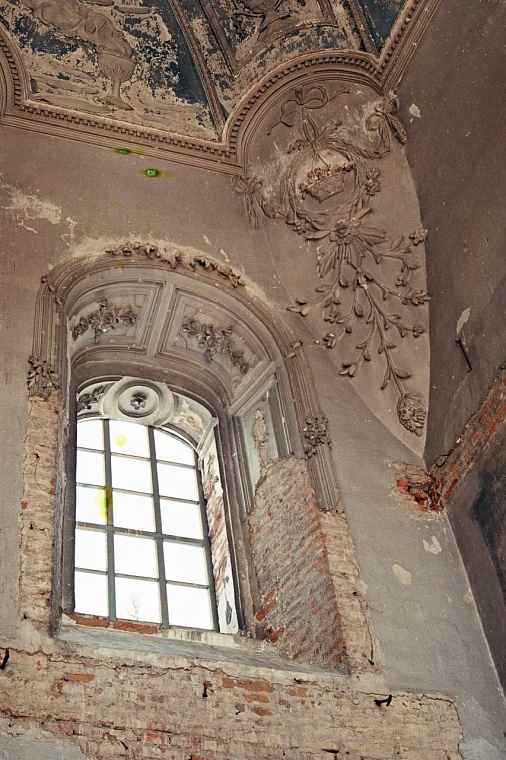 В Тобольске начались работы по восстановлению Крестовоздвиженской церкви