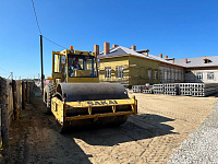 Александр Моор побывал на строительстве школы в Тобольском районе