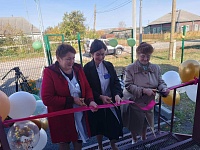 Сенсорный электрокардиограф, одеяло с подогревом: в Викуловском районе открылся новый ФАП