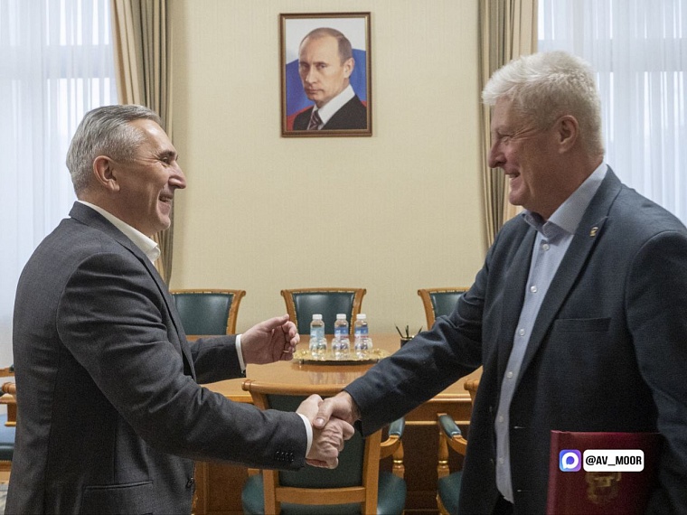 Губернатор Александр Моор встретился с главой Краснодона Сергеем Козенко