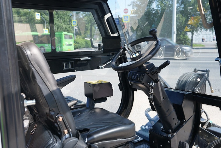 В Тюмени появилась новая уборочная техника без «пылевого облака»