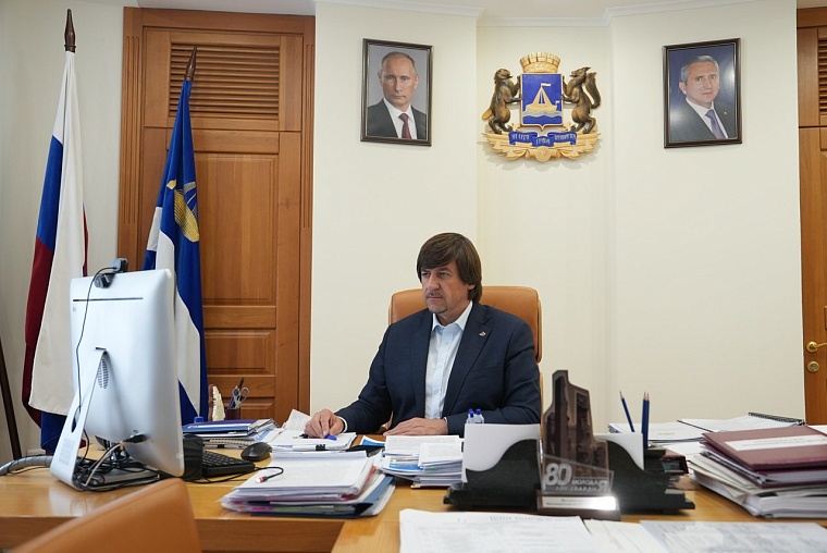 Мошенники с нейросетями сделали видеообращение якобы от Максима Афанасьева