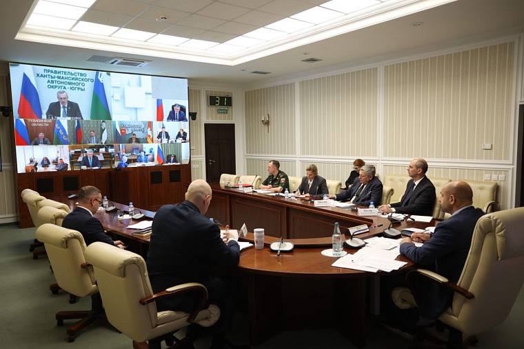 Александр Моор: Количество инцидентов на коммунальных сетях снизилось более чем на 6%