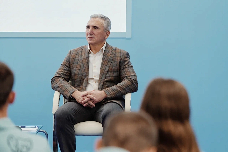 500 молодых специалистов, 14 грантов и новые проекты для Урала: чем завершился форум «УТРО» в Тюмени