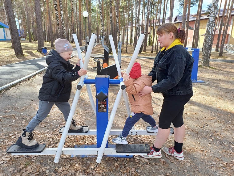 В тюменском "Роднике" даже солнце работает на реабилитацию детей