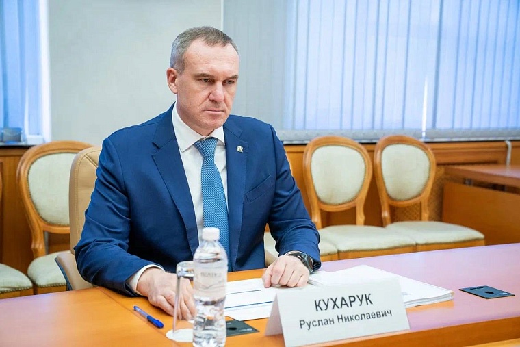 Губернатор Руслан Кухарук увеличил единовременные выплаты бойцам ХМАО