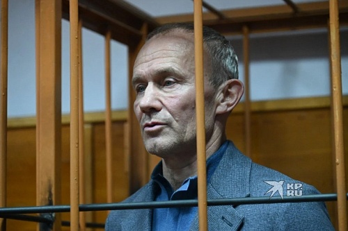 Олегу Чемезову в Екатеринбурге продлили домашний арест