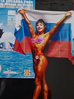В 2004 году Наталья стала абсолютной чемпионкой мира и России по фитнесу среди женщин