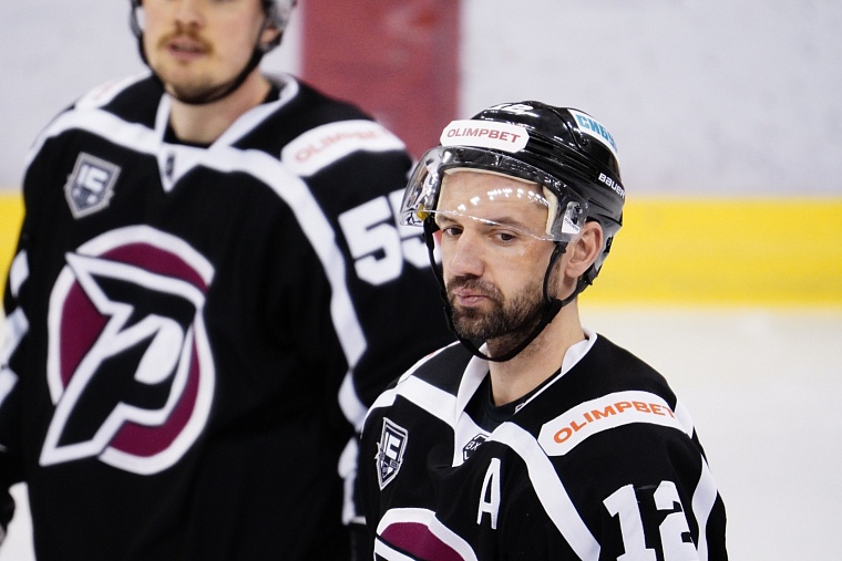 Сейв защитника тюменского «Рубина» Дмитрия Лютова вошел в топ-10 1/8 плей-офф ВХЛ