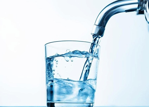 Так сколько воды нужно пить? Отвечают специалисты Роспотребнадзора