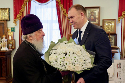 Глава Тобольска Петр Вагин поздравил митрополита Димитрия с днем рождения