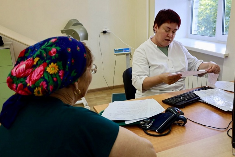 «Здоровое село»: тюменские врачи примут пациентов в Сорокинском округе