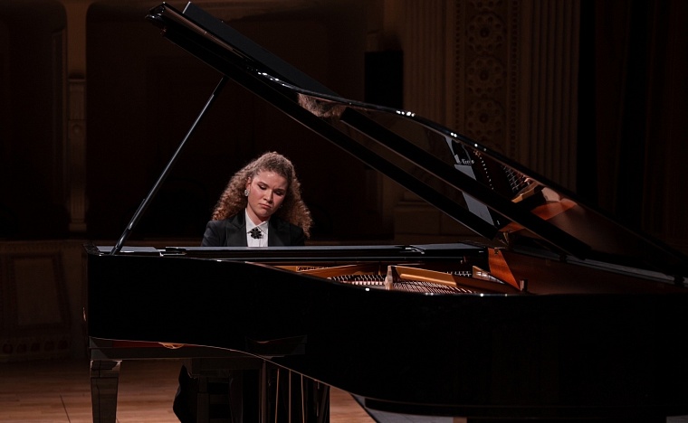 Афиша на 15-16 февраля в Тюмени: концерт "Мураками", молодой рок и гастроли покорившего Москву театра