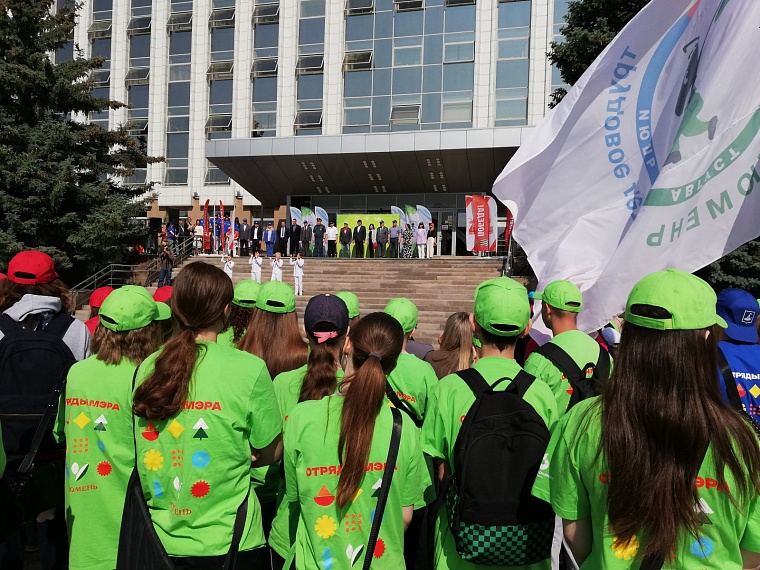 Стартовало «Трудовое лето», посвященное героям Тюменской области