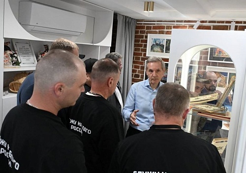 С участниками "Боевого кадрового резерва" встретился Андрей Артюхов