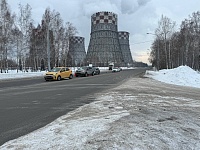 В столкновении трех машин на улице Широтной в Тюмени ранены две девушки