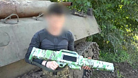 Тюменским зенитчикам на передовую доставили антидроновое ружье