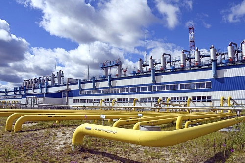 В «Газпром добыча Уренгой» продолжается подготовка промыслов к осенне-зимнему периоду