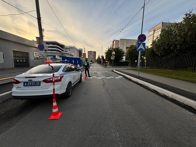 Инспекторы ДПС будут дежурить у тюменских школ до середины сентября