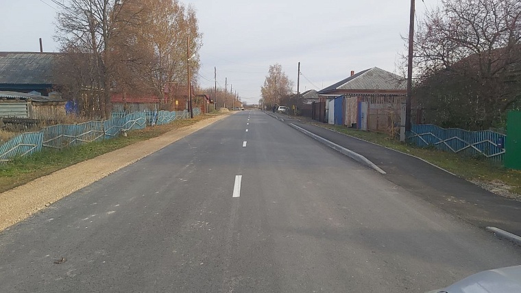 В Тобольском и Вагайском округах отремонтировали 30,3 км дорог в рамках нацпроекта