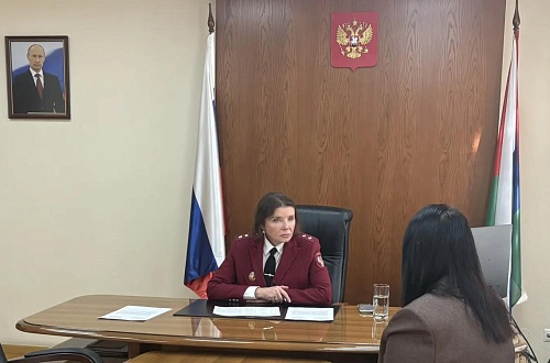Тюменцы пожаловались Галине Шарухо на развлекательный клуб в жилом доме и телевышку