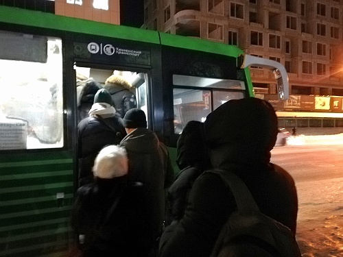 В Тюмени автобус №21 будет останавливаться у ДК «Строитель»: схема